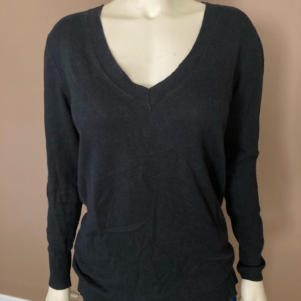 Black sweater, size M